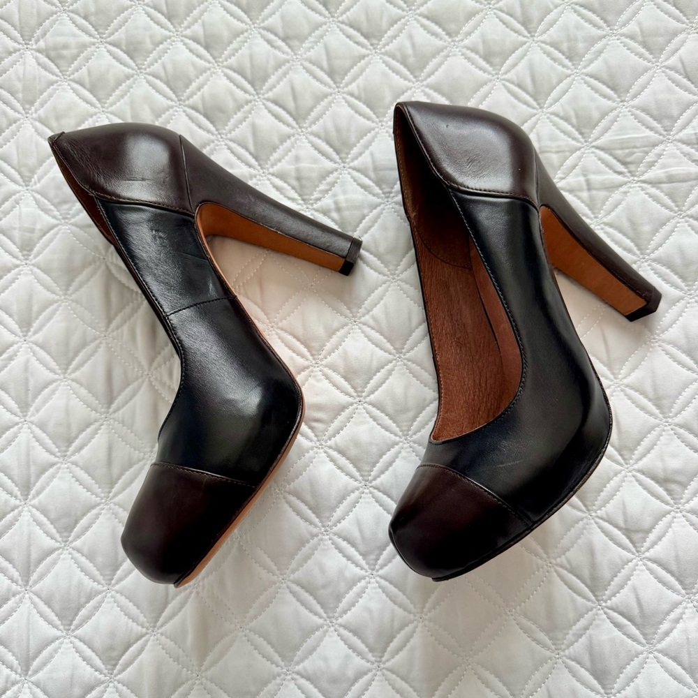 Corso Como Del Pumps Two Tone Black Brown Leather Round Cap Toe Heels Sz 9.5 - Picture 6 of 11